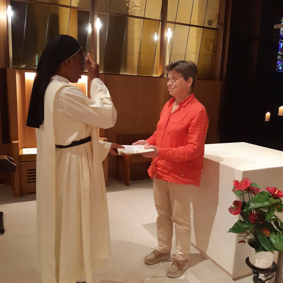 Renouvellement des voeux de Sr ReineMarie Prêcher au féminin par